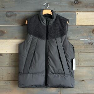 UGG Men's Zoltan Sherpa Padding Puffer Vest Size M